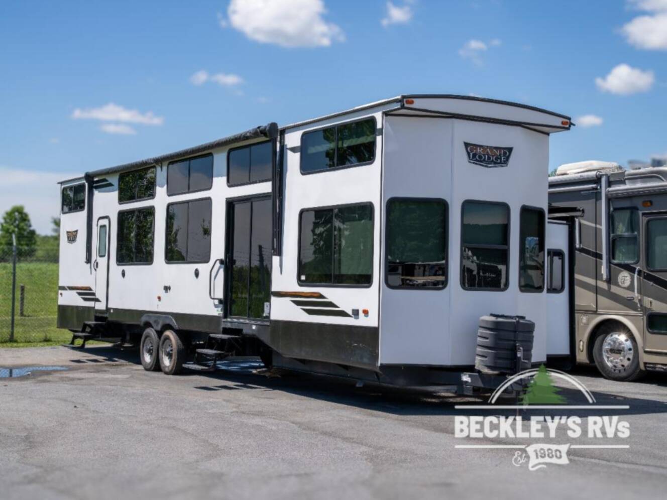 A photo of this 2024 Forest River Rv Wildwood Grand Lodge 42 VIEW