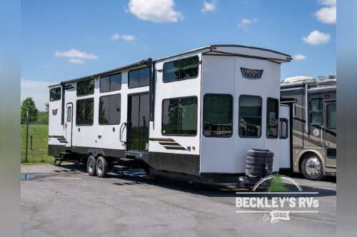 2024 Forest River Rv Wildwood Grand Lodge 42 VIEW in thurmont MD