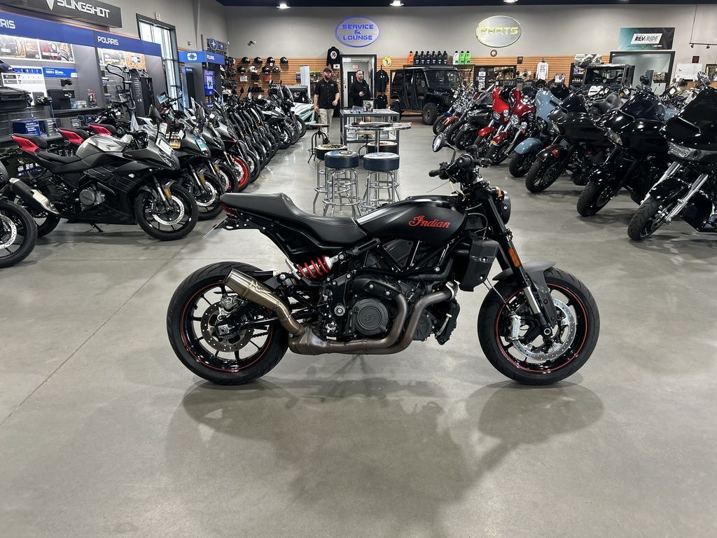 2022 Indian Motorcycle® FTR Black Smoke in Fayetteville, NC