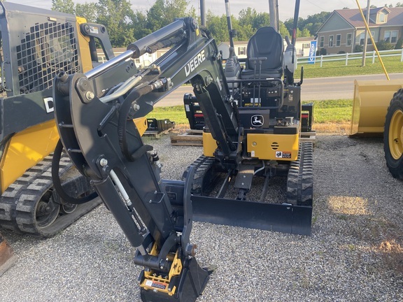 2023 John Deere 17G in Effingham, IL