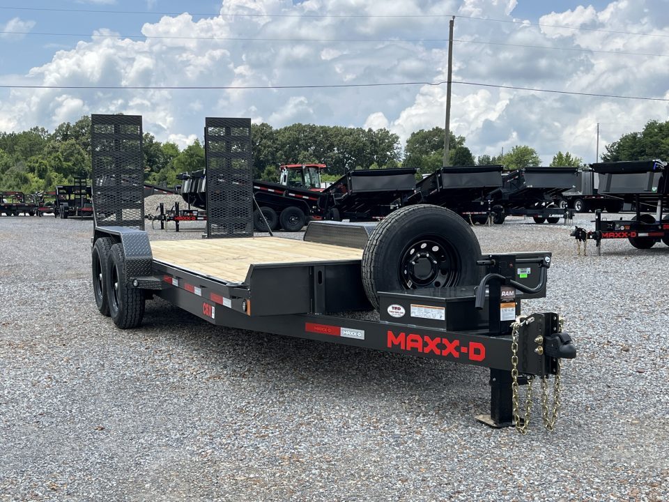 2027 MAXX-D C6B8320 in Dexter, KY