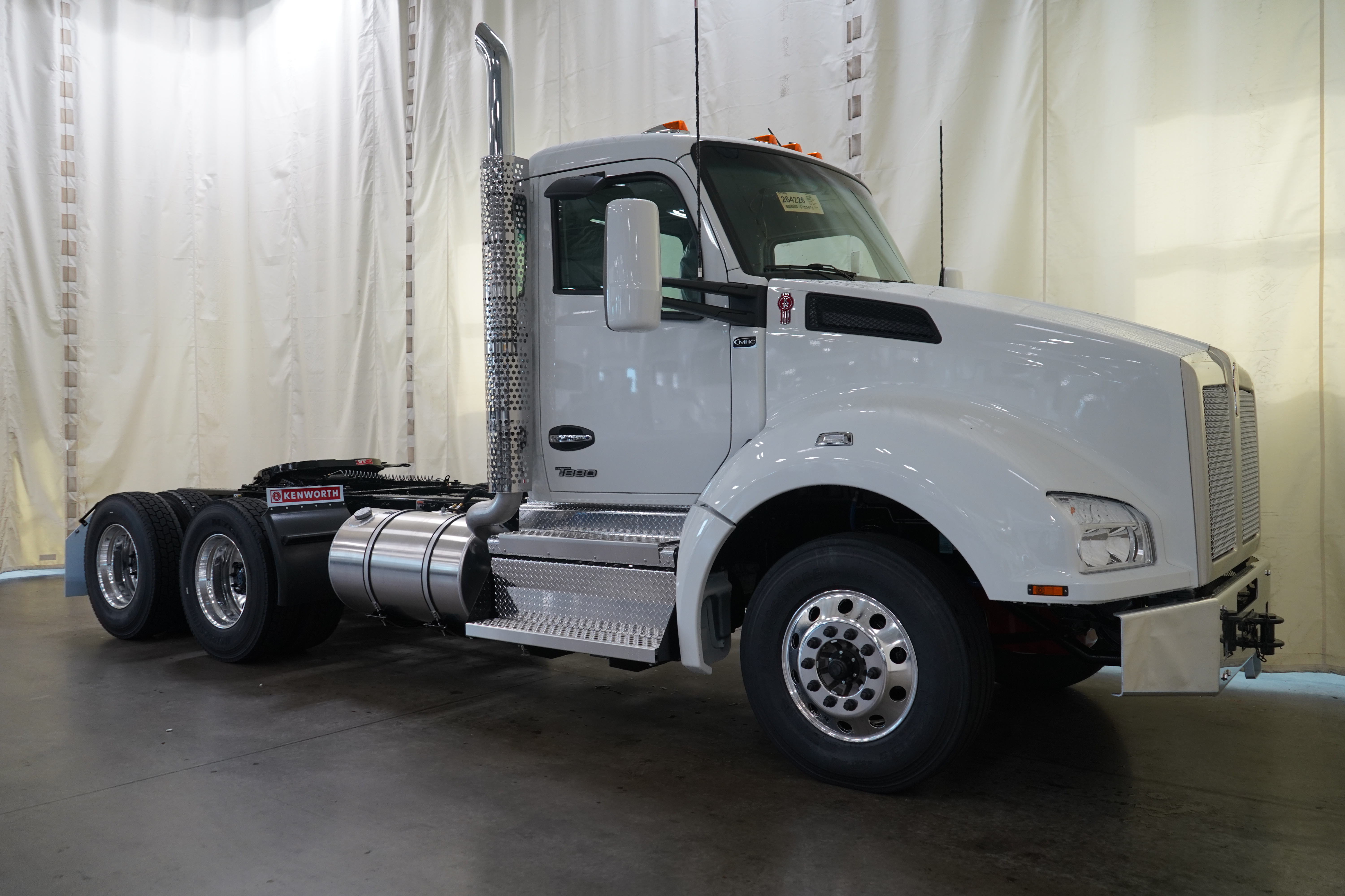 2027 KENWORTH T880 in Tulsa, OK