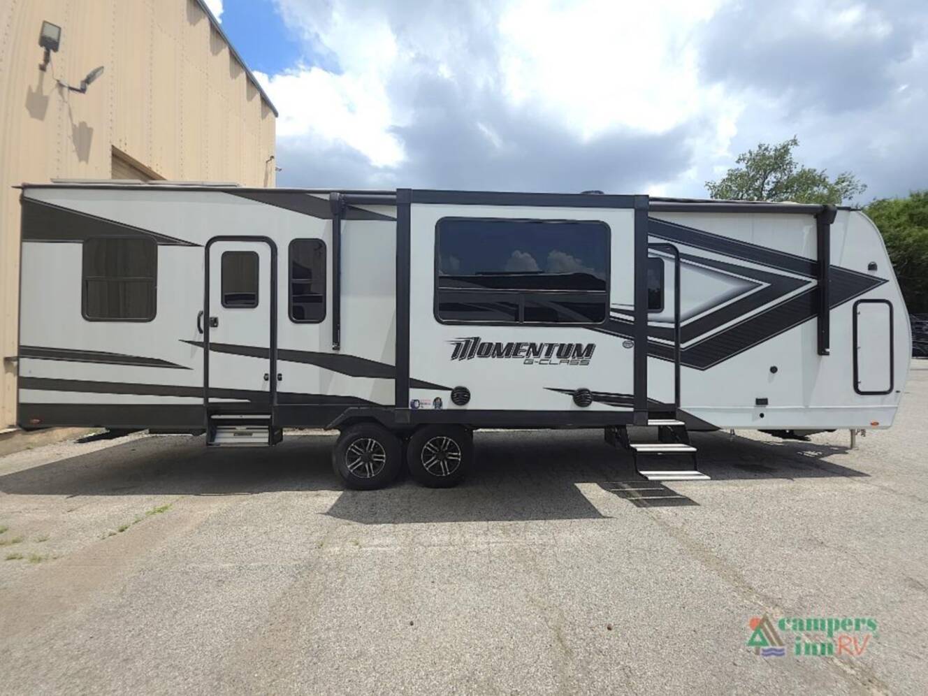A photo of this 2023 Grand Design Momentum 31G