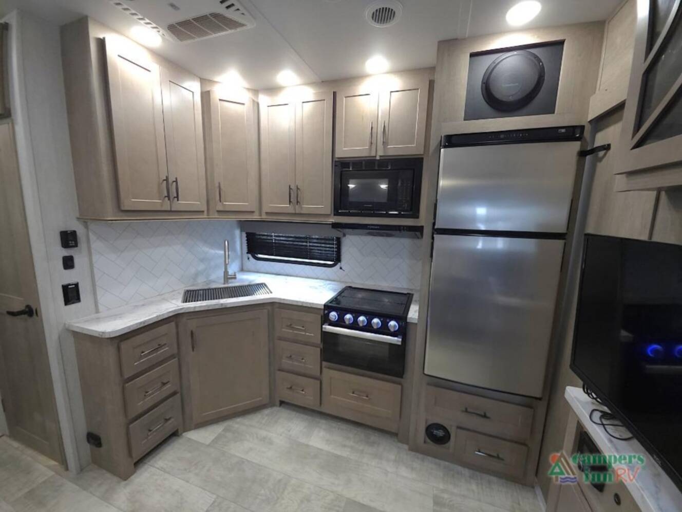 A photo of this 2023 Grand Design Momentum 31G
