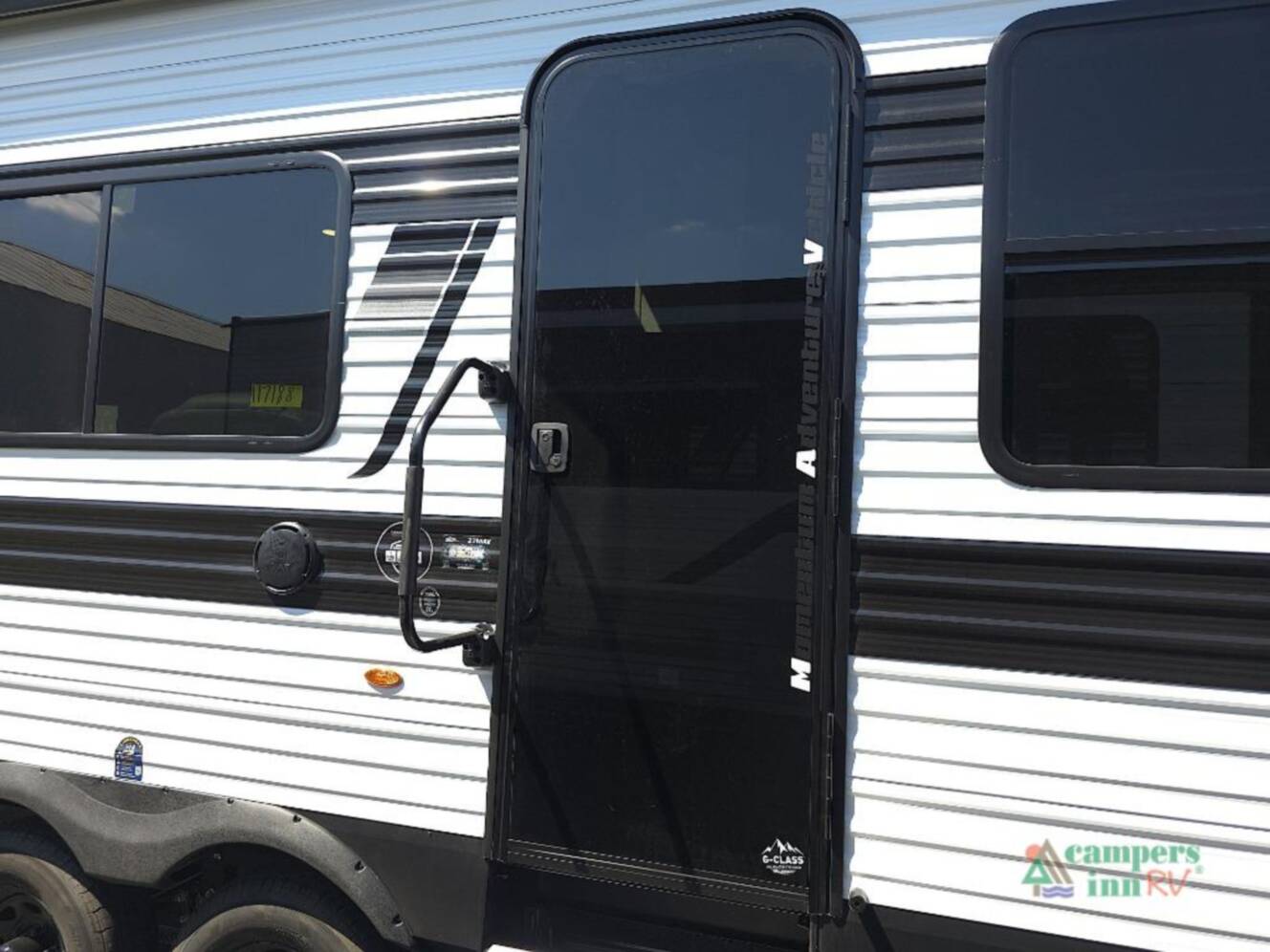 A photo of this 2027 Grand Design Momentum MAV 27MAV