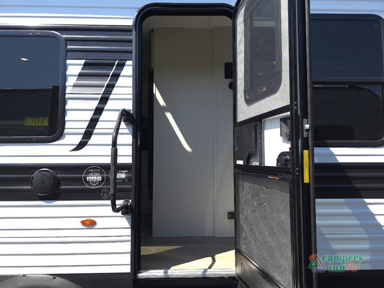 A photo of this 2027 Grand Design Momentum MAV 27MAV