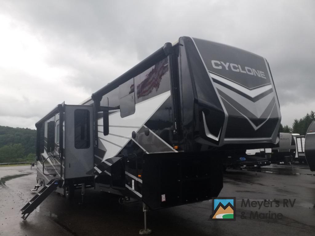 2023 Heartland Cyclone 4014C in bath NY