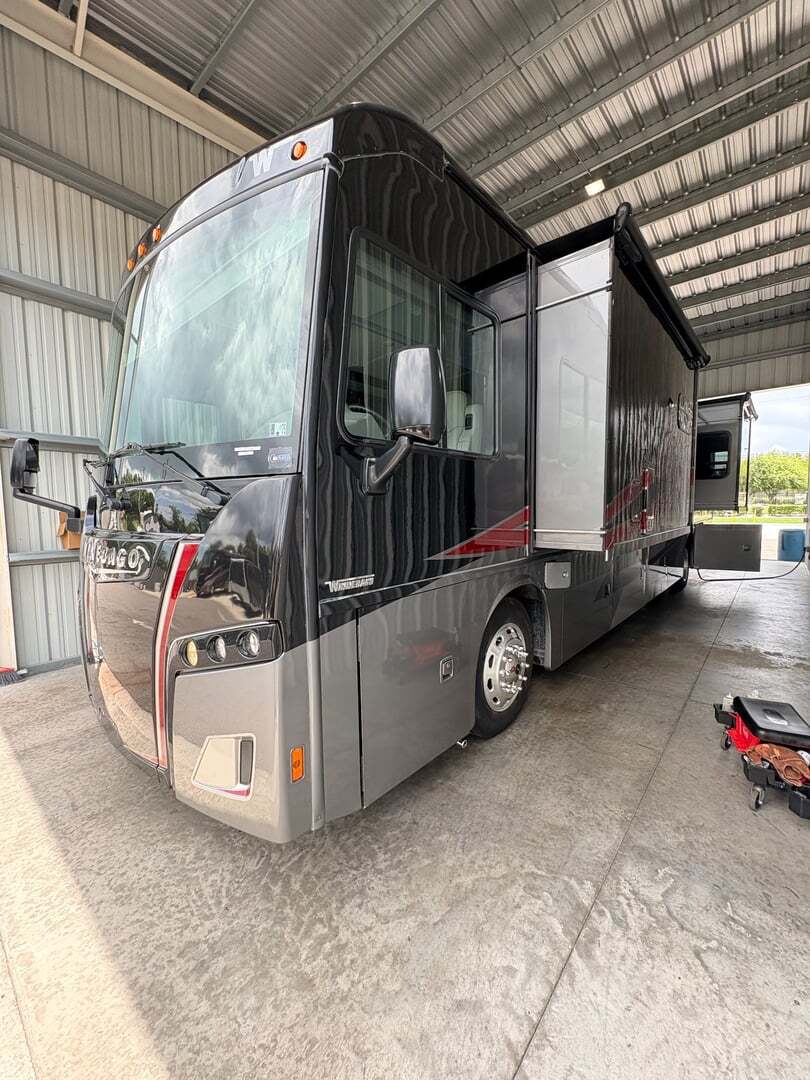 2023 Winnebago Forza 38W in seffner FL