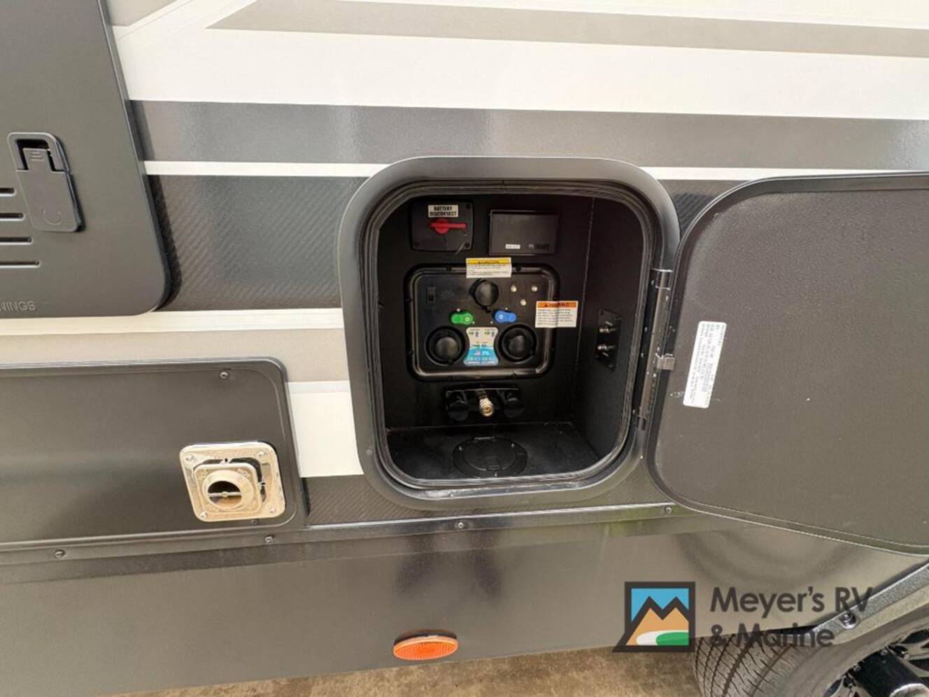 A photo of this 2027 Grand Design Momentum G-Class 29GS