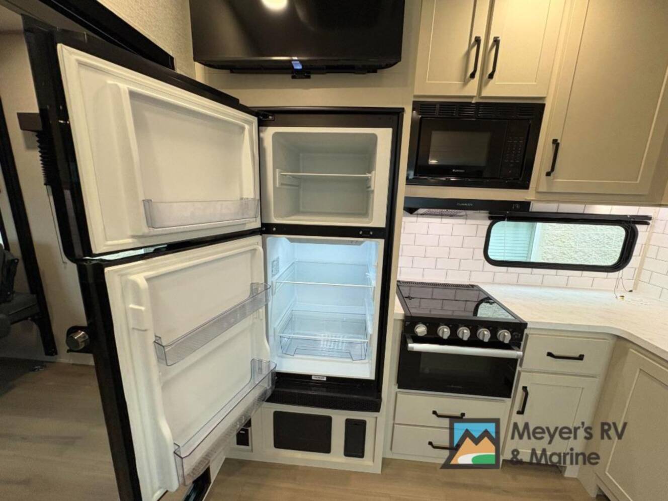 A photo of this 2027 Grand Design Momentum G-Class 29GS