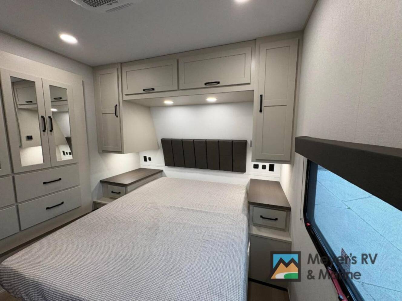 A photo of this 2027 Grand Design Momentum G-Class 29GS
