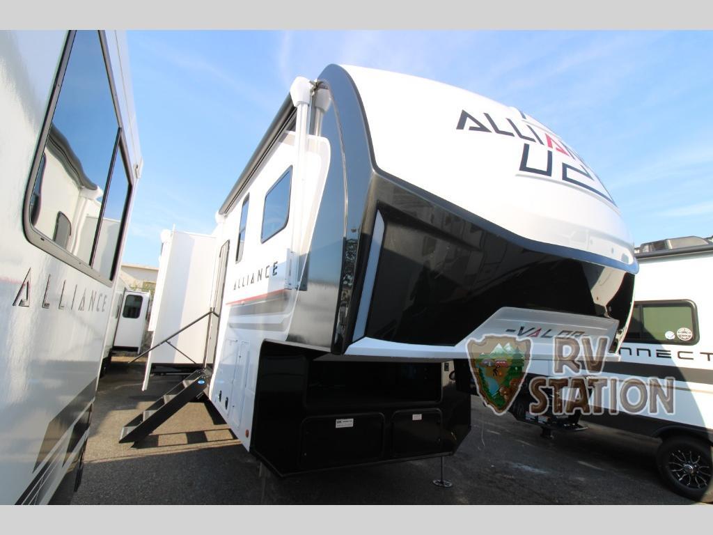 2027 Alliance Rv Valor 44V14 Fifth Wheel Toy Hauler RV
