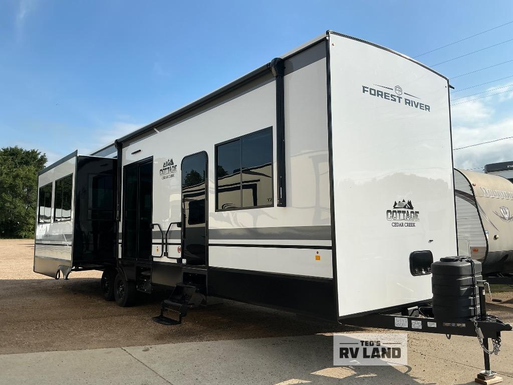 2027 Forest River Rv Cedar Creek Cottage 40CRS in paynesville MN