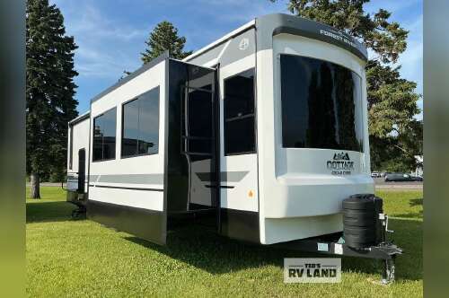 2027 Forest River Rv Cedar Creek Cottage 40CDL in paynesville MN