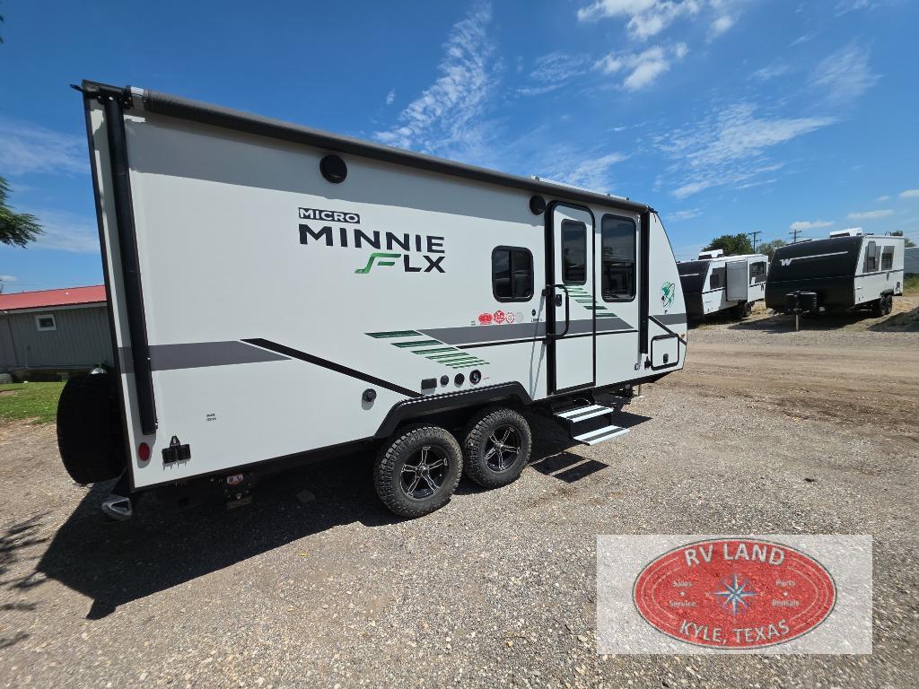 2022 Winnebago Micro Minnie FLX 2108DS FLX RV