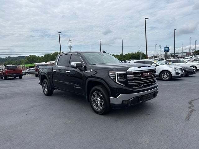 2025 GMC SIERRA in Knoxville, TN
