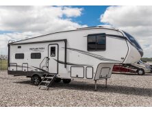 Smoothest-Towing Fifth Wheels Under 0K image