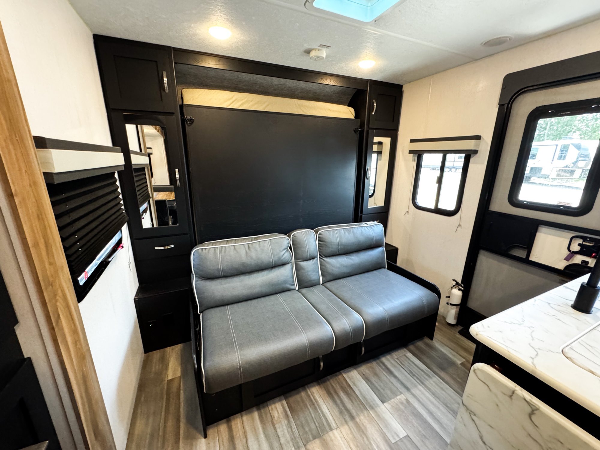 2022 Coachmen Freedom Express Ultra Lite Series 238BHS in robertsdale AL