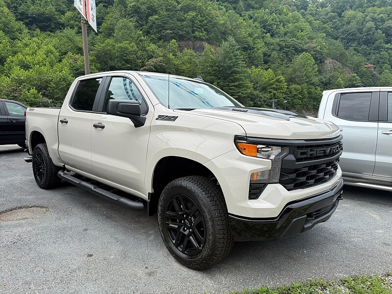 2026 CHEVROLET Silverado 1500 4WD in Prestonsburg, KY