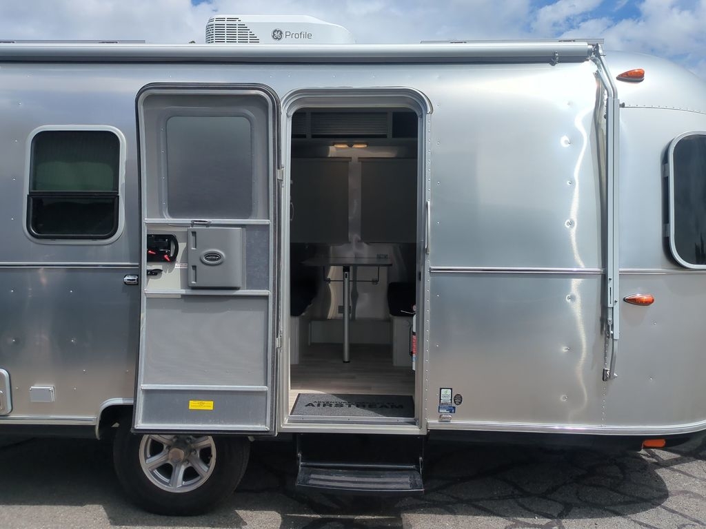 2025 Airstream Bambi 20FB in spokane valley WA