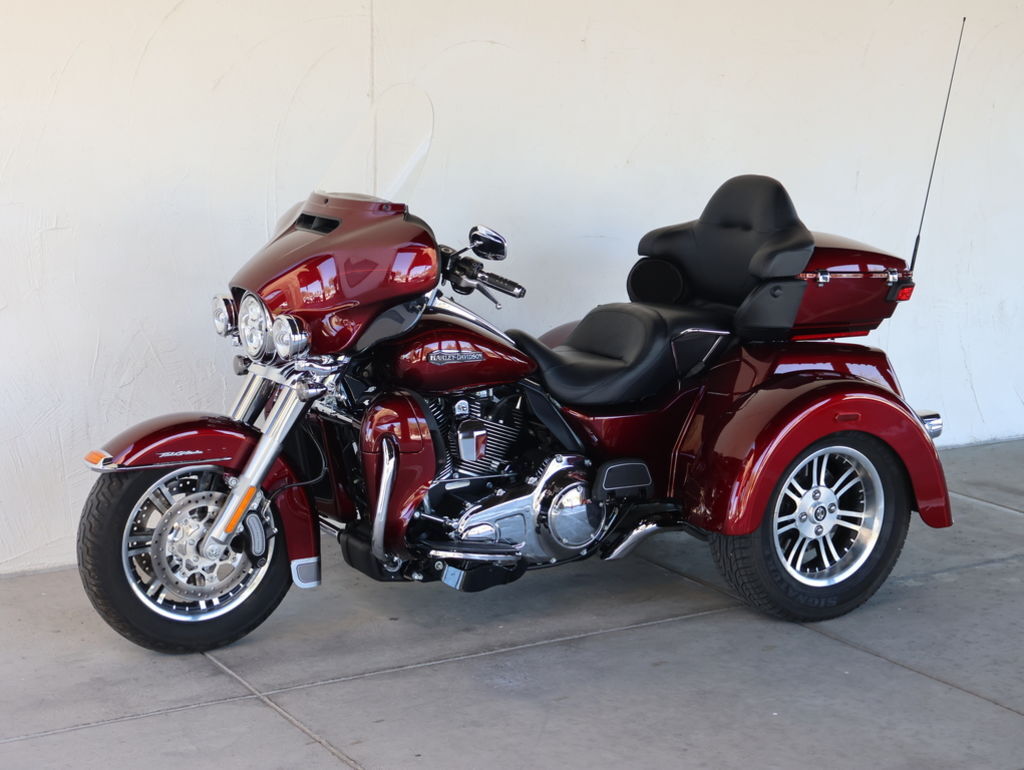 2015 Harley-Davidson® FLHTCUTG - Tri-Glide® Ultra in Apache Junction, AZ