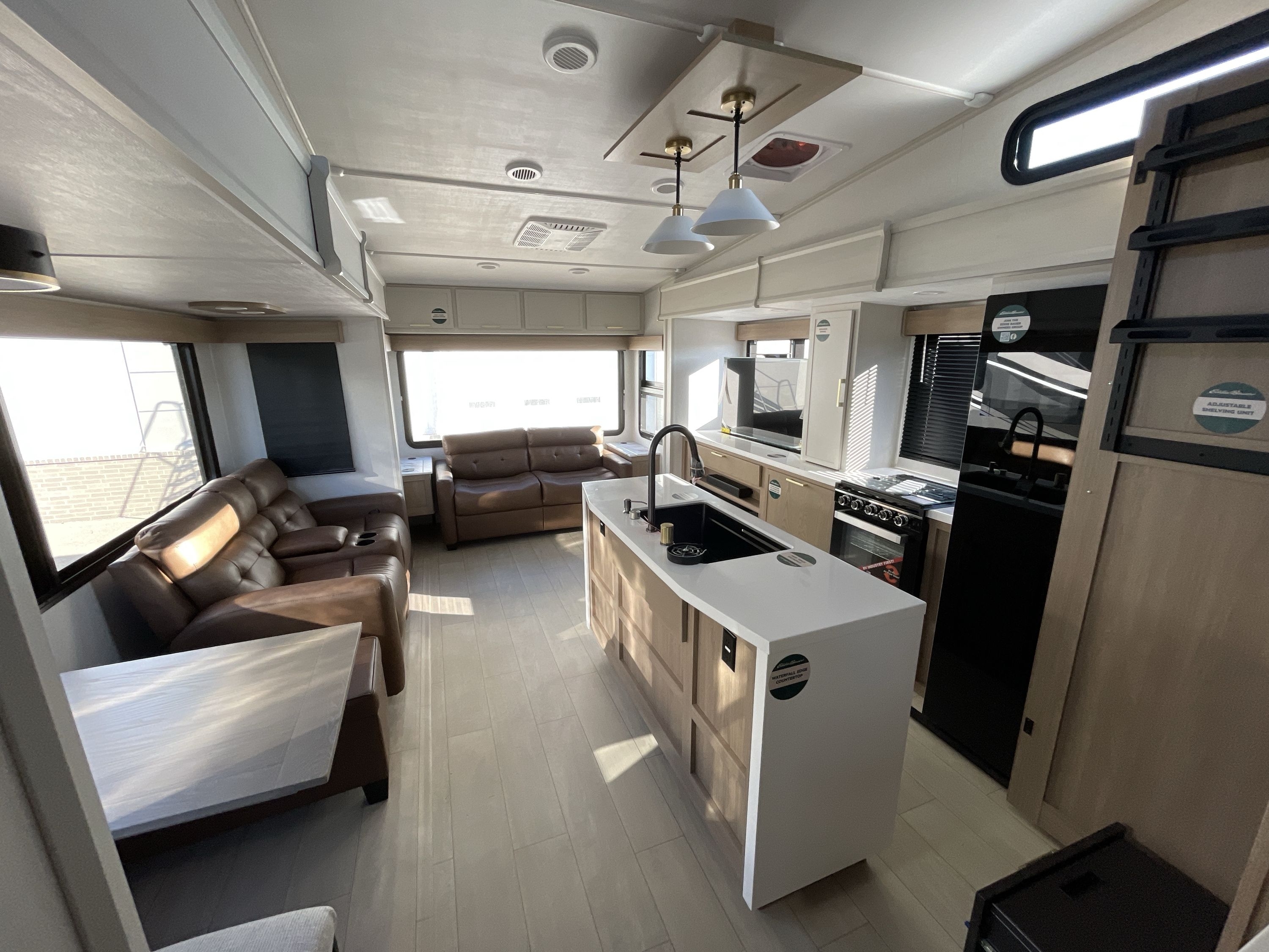 2026 Dutchmen EDDIE BAUER SUMMIT 3210RL in kansas city KS