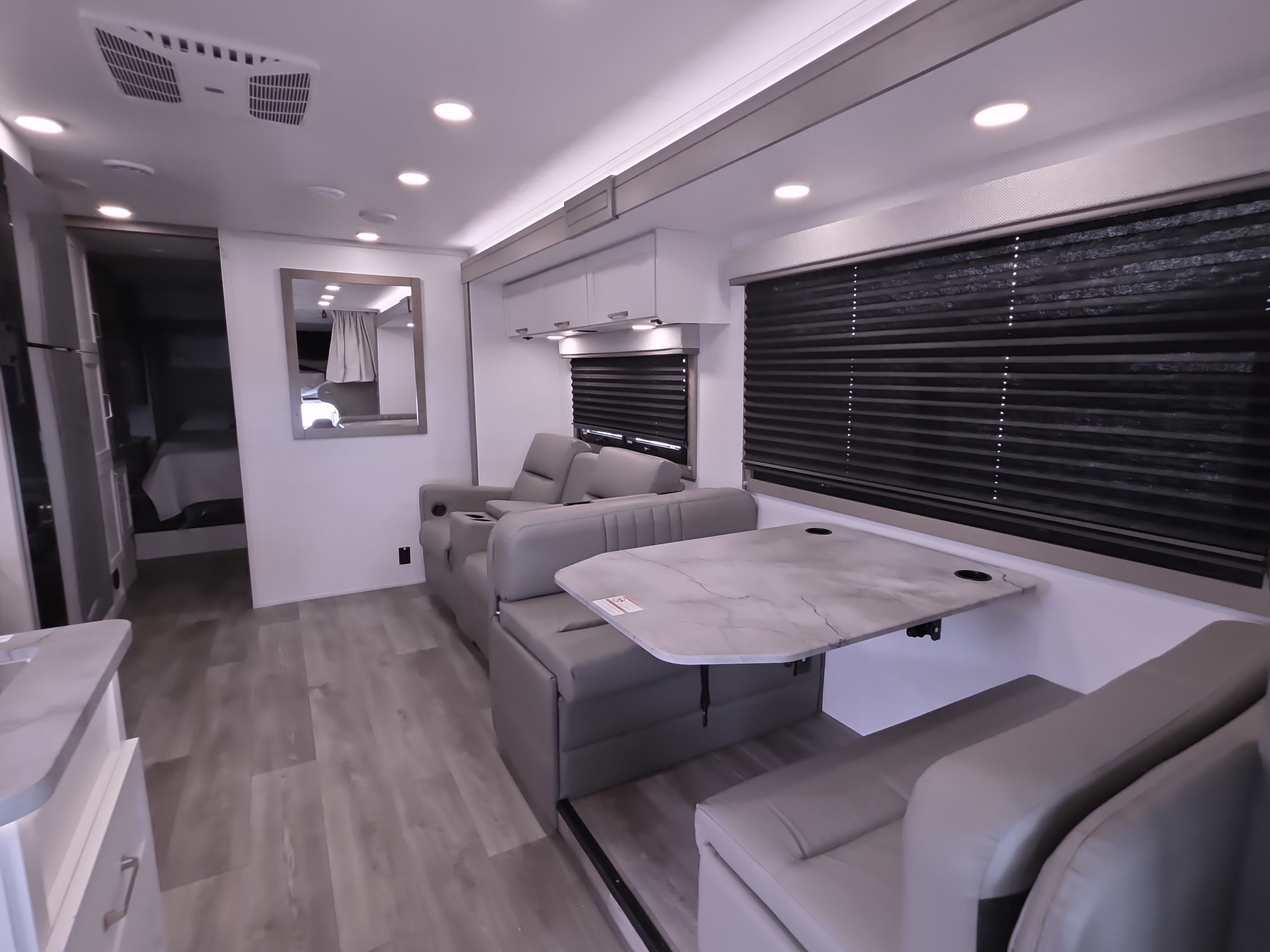 2027 Entegra Coach ODYSSEY 30Z in newhall CA