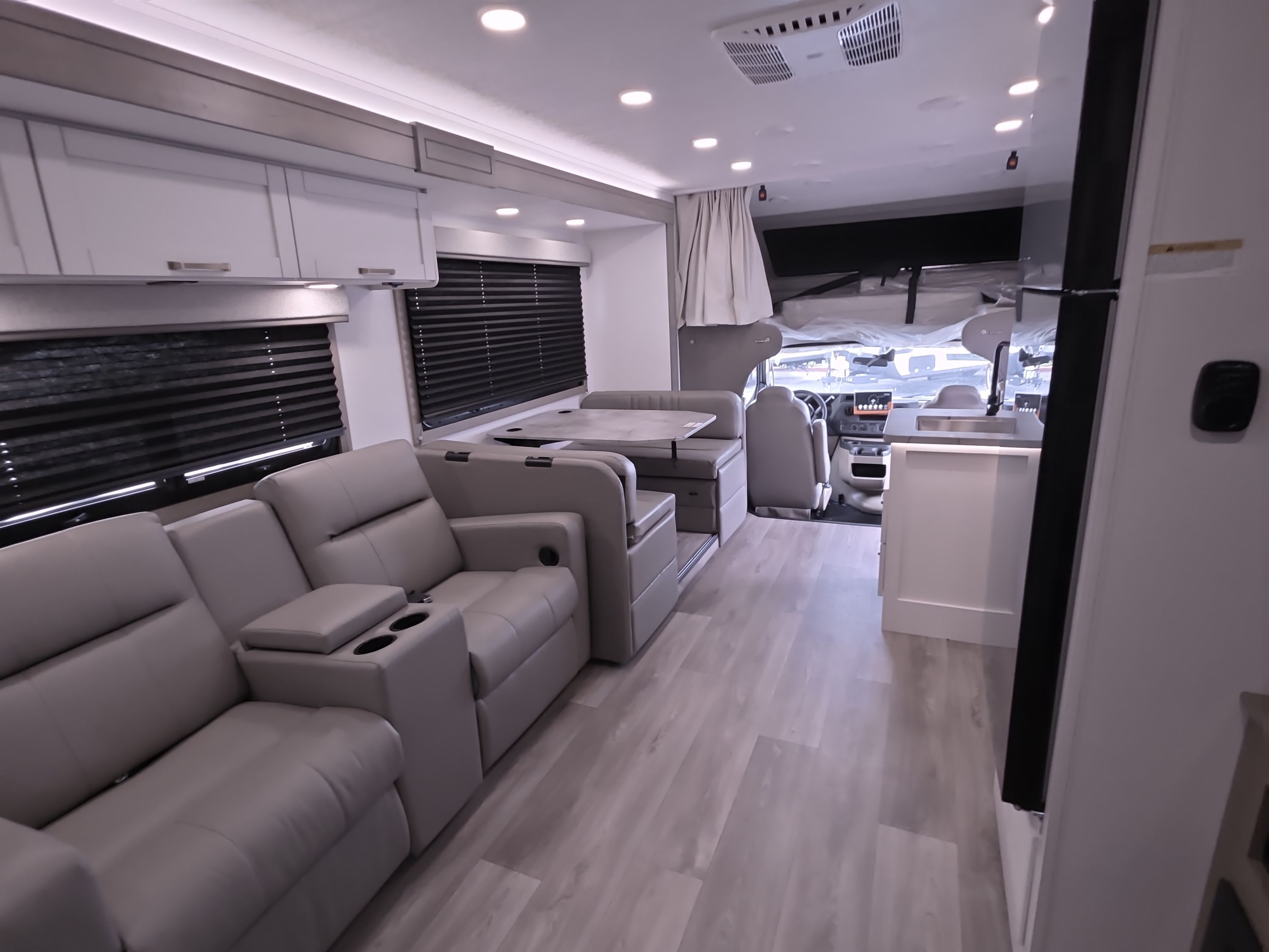 2027 Entegra Coach ODYSSEY 30Z in newhall CA