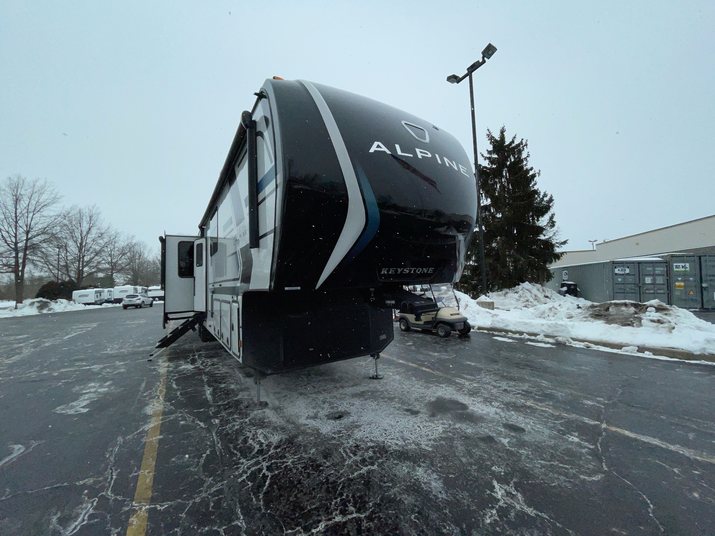 2026 Keystone ALPINE 3910RK in akron OH