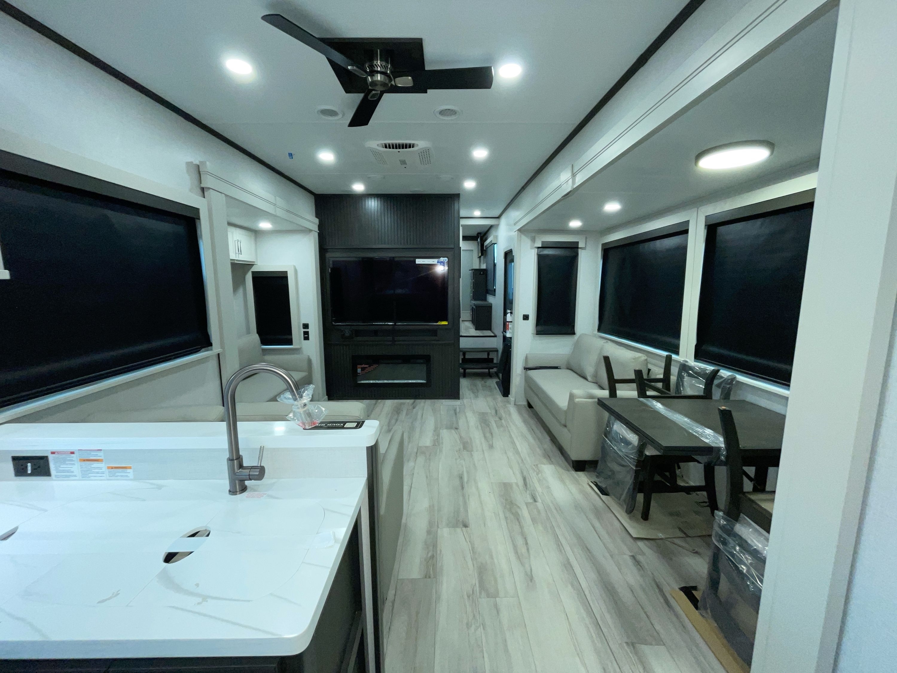 2026 Keystone ALPINE 3910RK in akron OH