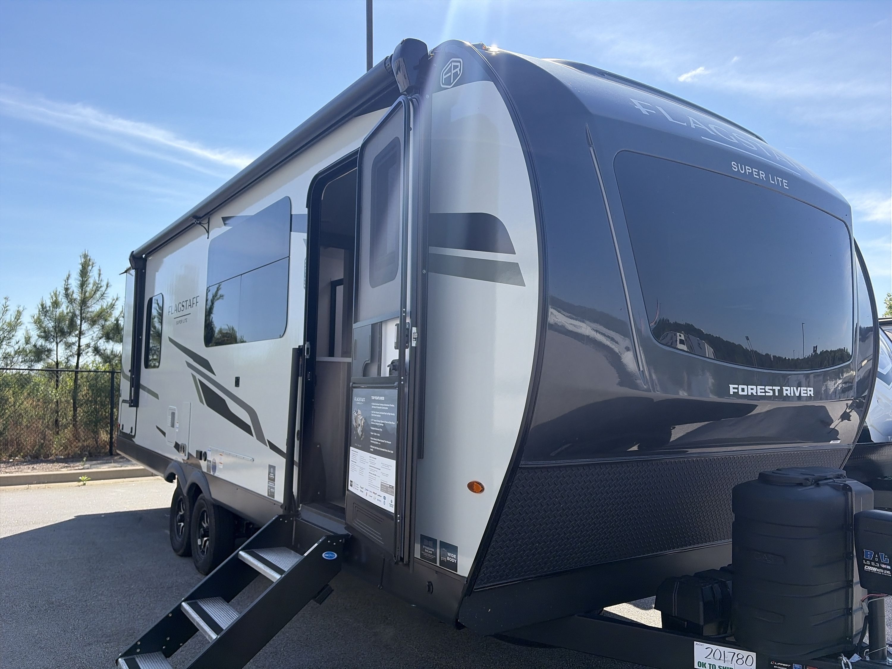 2026 Forest River FLAGSTAFF SUPER LITE 30FKT in augusta GA