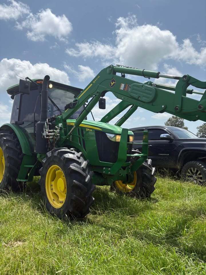 2019 JOHN DEERE 5115M Utility in Springs, CO