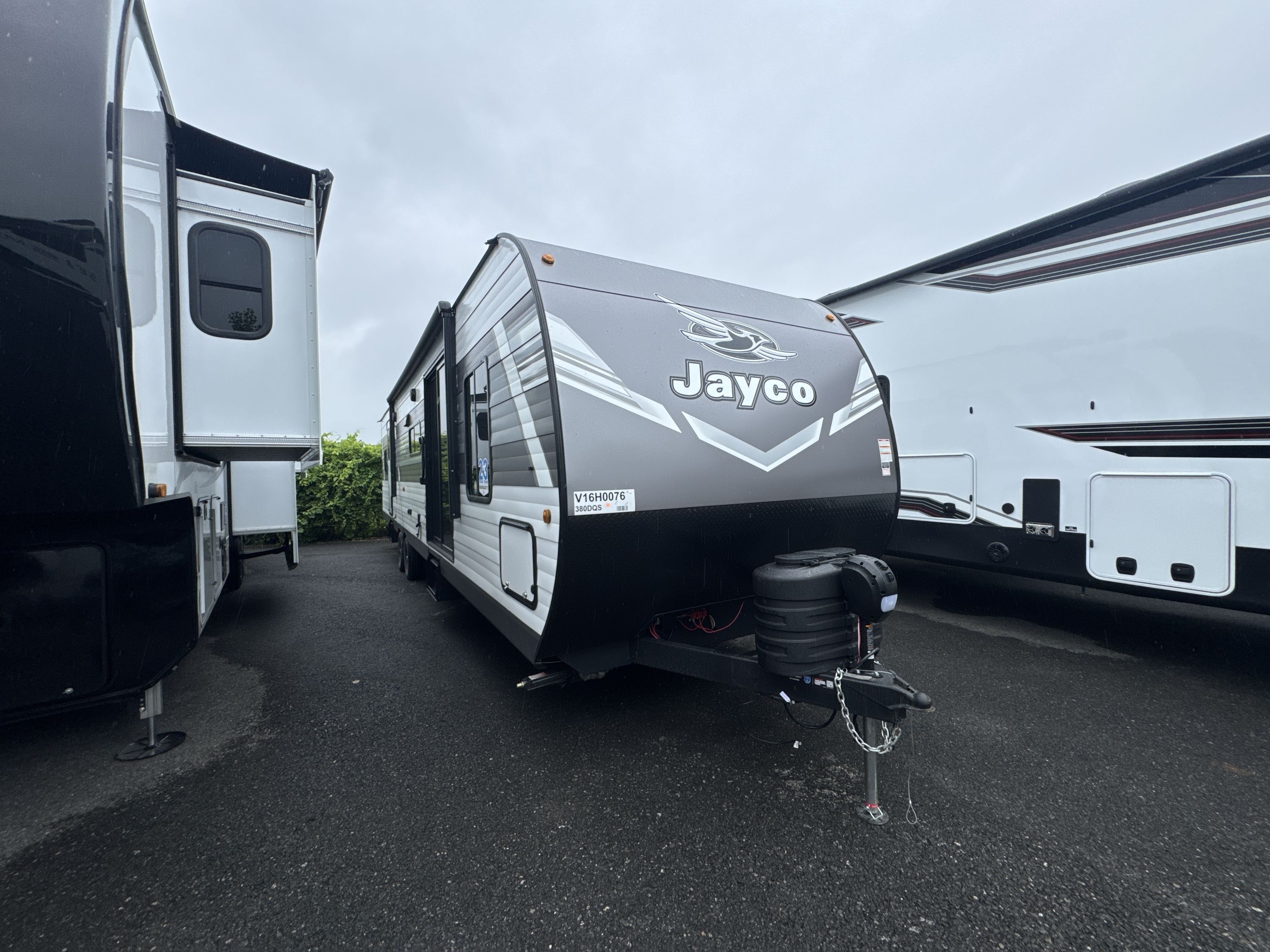 2027 Jayco JAY FLIGHT 380DQS in kingston NY