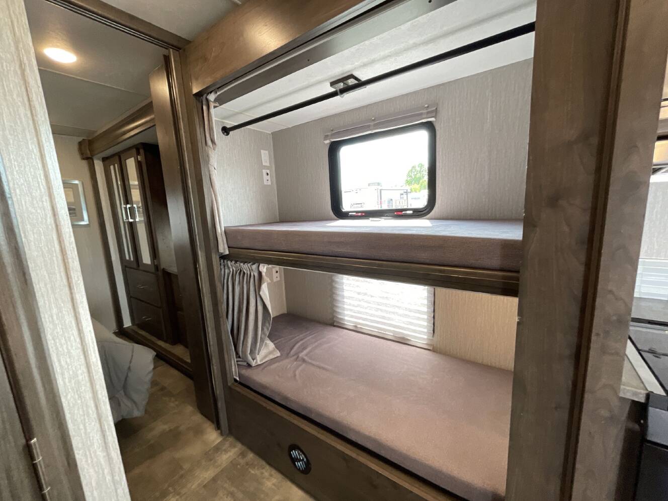 A photo of this 2022 Coachmen PURSUIT 31BH