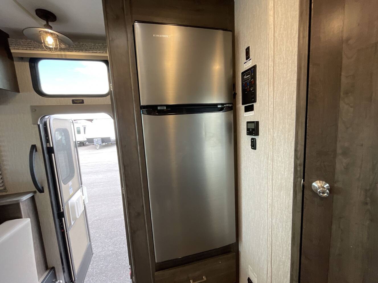 A photo of this 2022 Coachmen PURSUIT 31BH