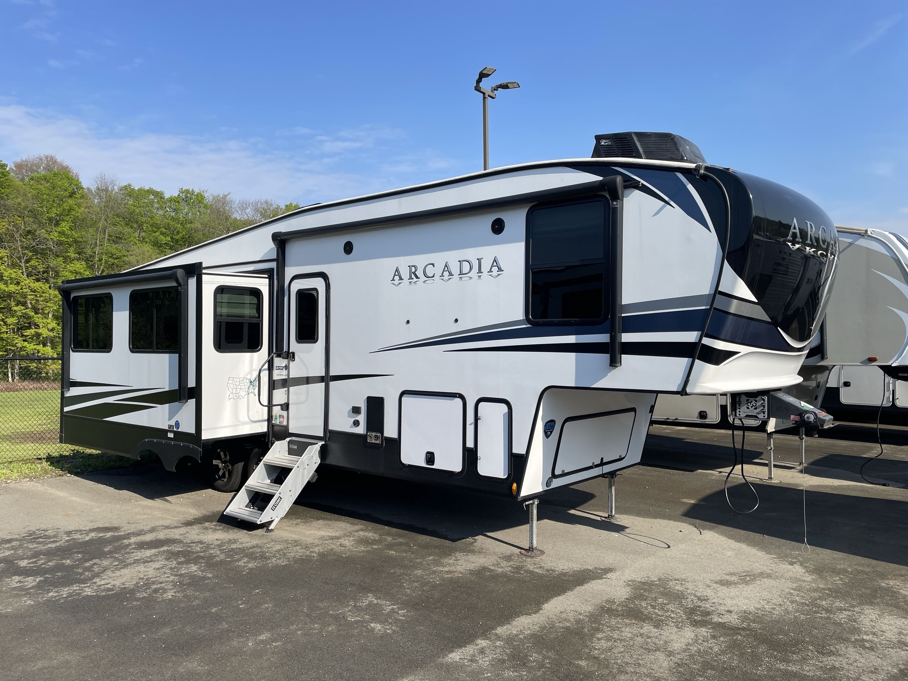 2023 Keystone ARCADIA SUPER LITE 332SLRL RV