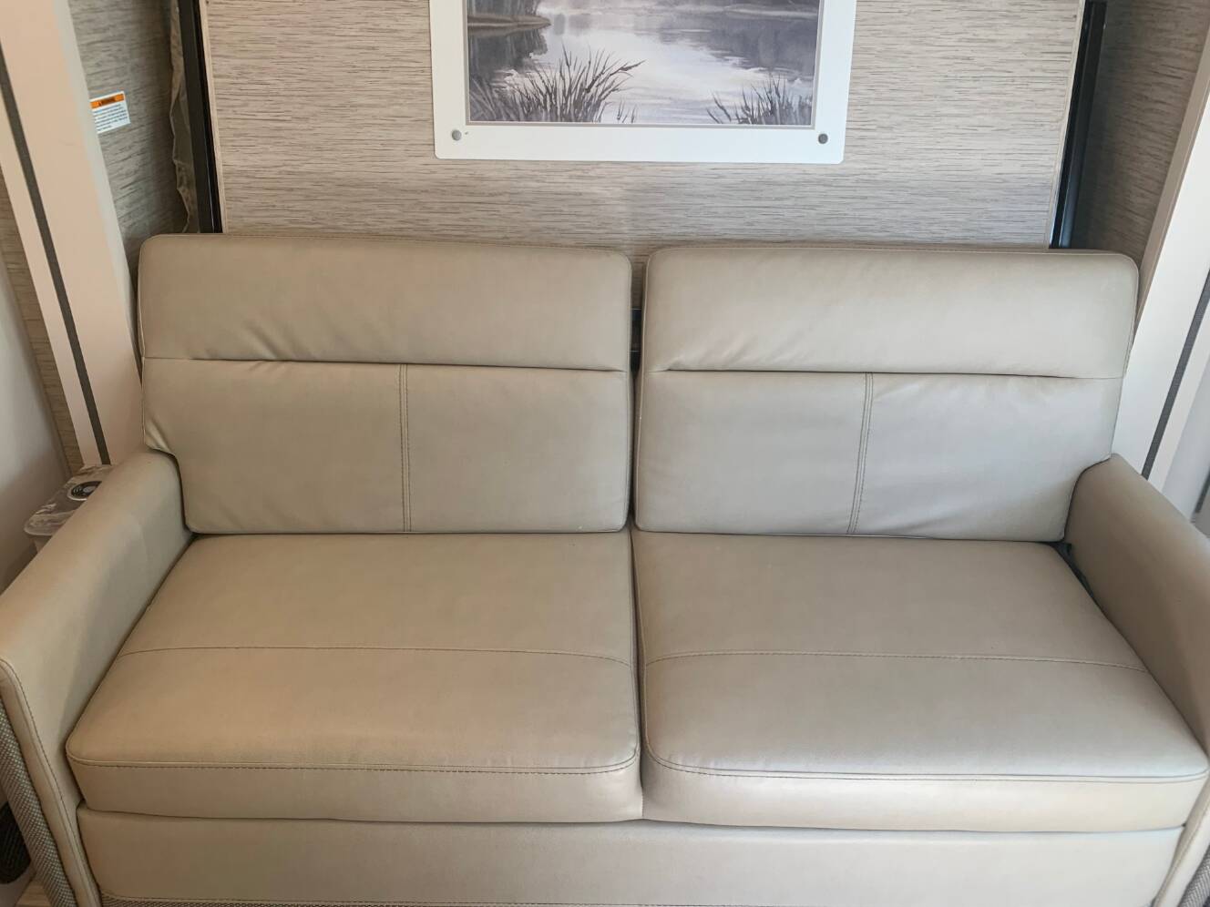 A photo of this 2023 Thor VEGAS 24.3