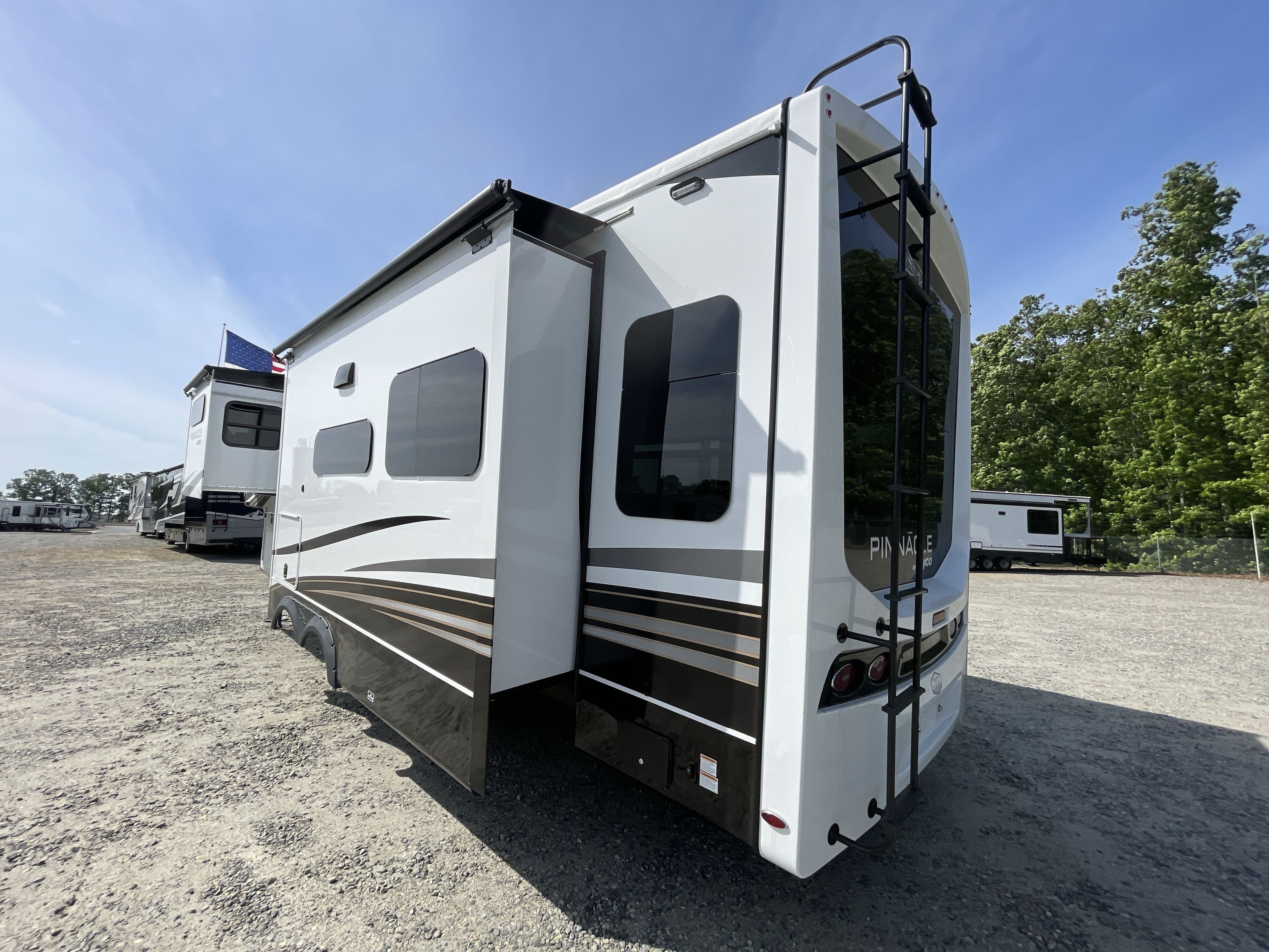 2026 Jayco PINNACLE 32RLTS in thornburg VA