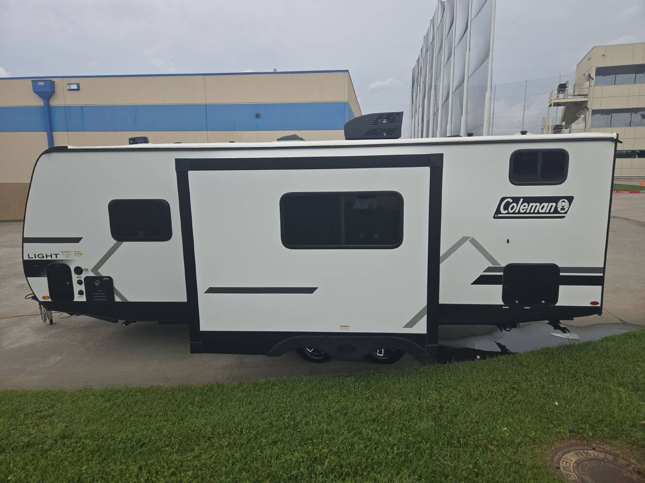 A photo of this 2027 Keystone COLEMAN LIGHT 22BX