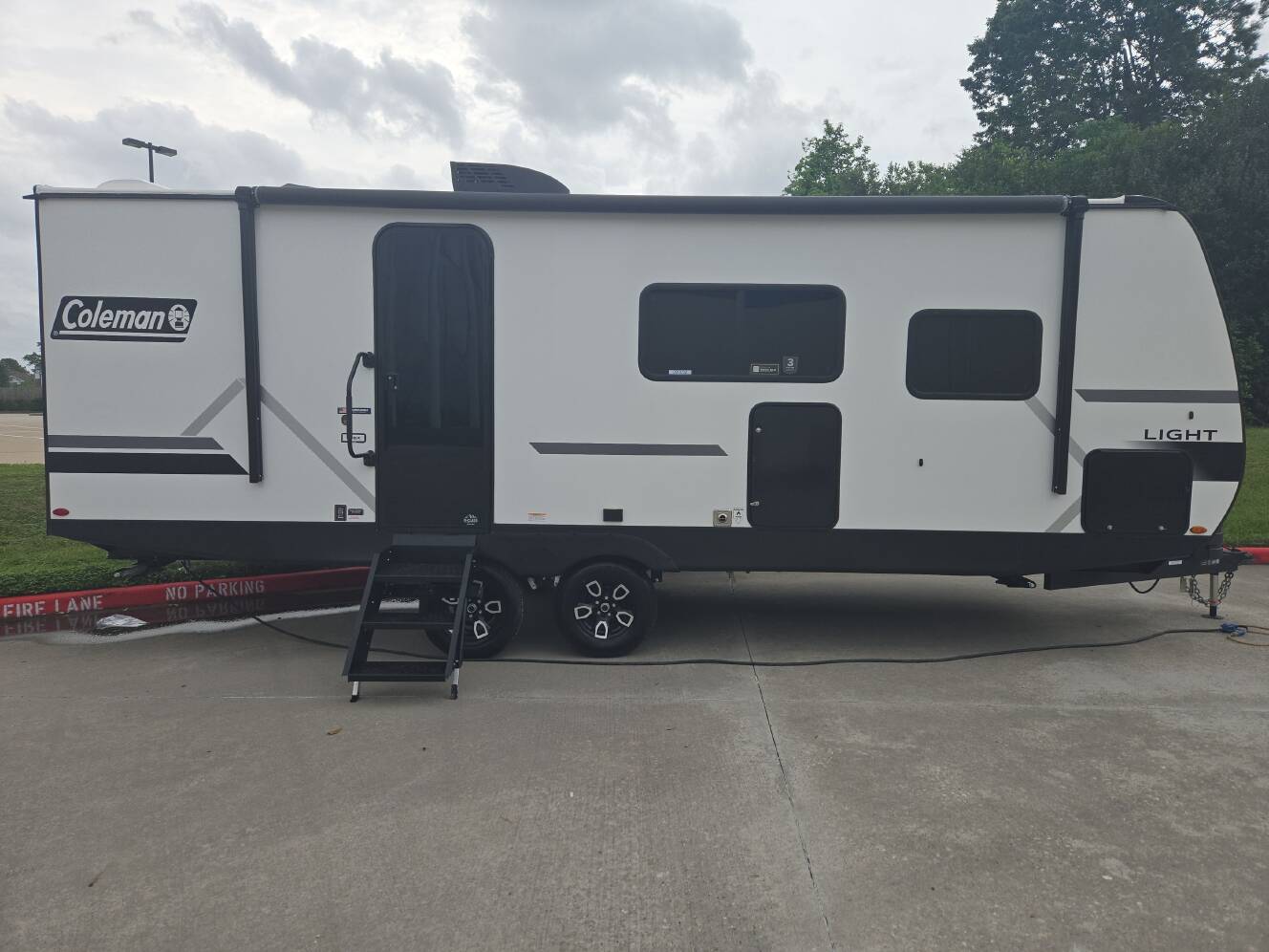 A photo of this 2027 Keystone COLEMAN LIGHT 22BX