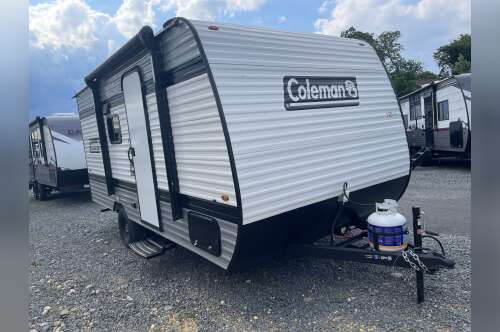 2027 Keystone COLEMAN 17B in lakewood NJ