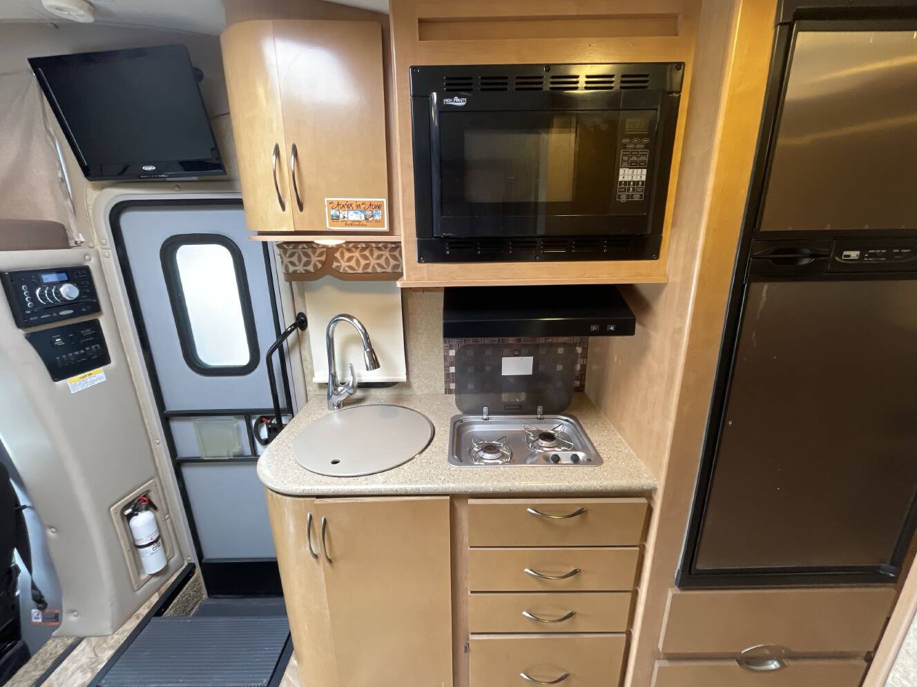 A photo of this 2015 Thor FOUR WINDS SIESTA 24ST