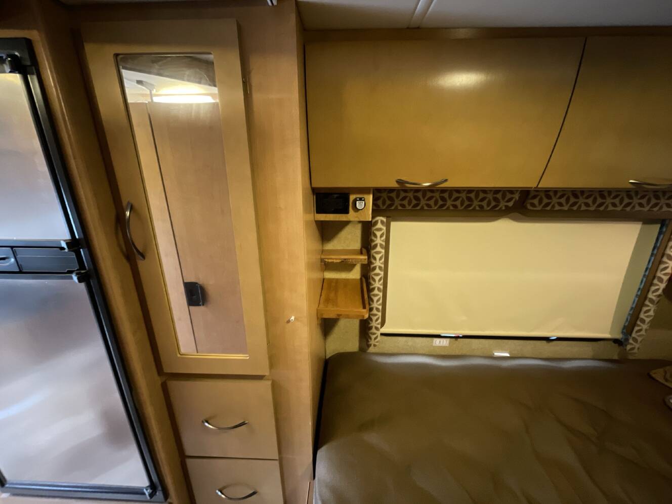 A photo of this 2015 Thor FOUR WINDS SIESTA 24ST