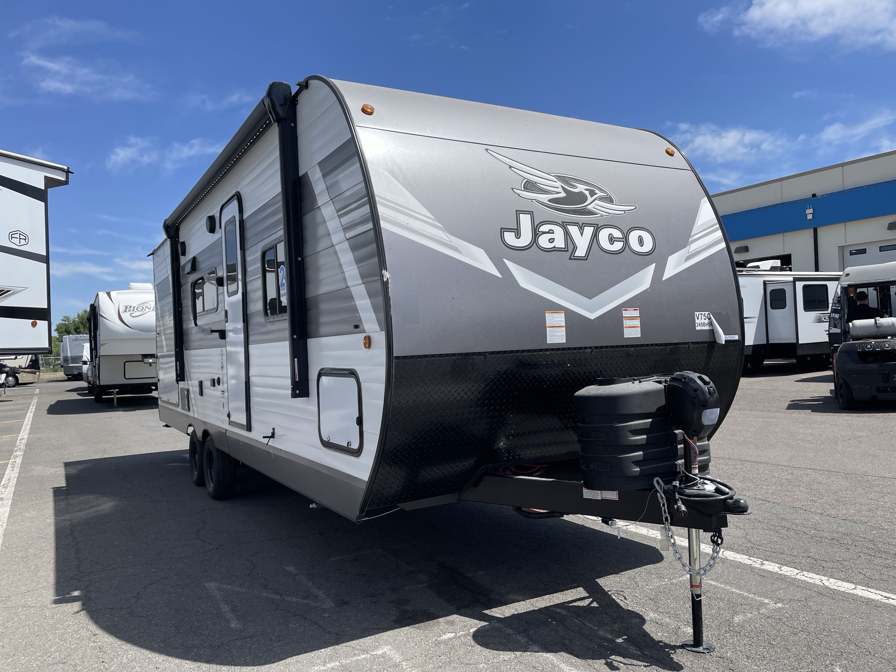 2027 Jayco JAY FLIGHT 245BHSW in golden CO