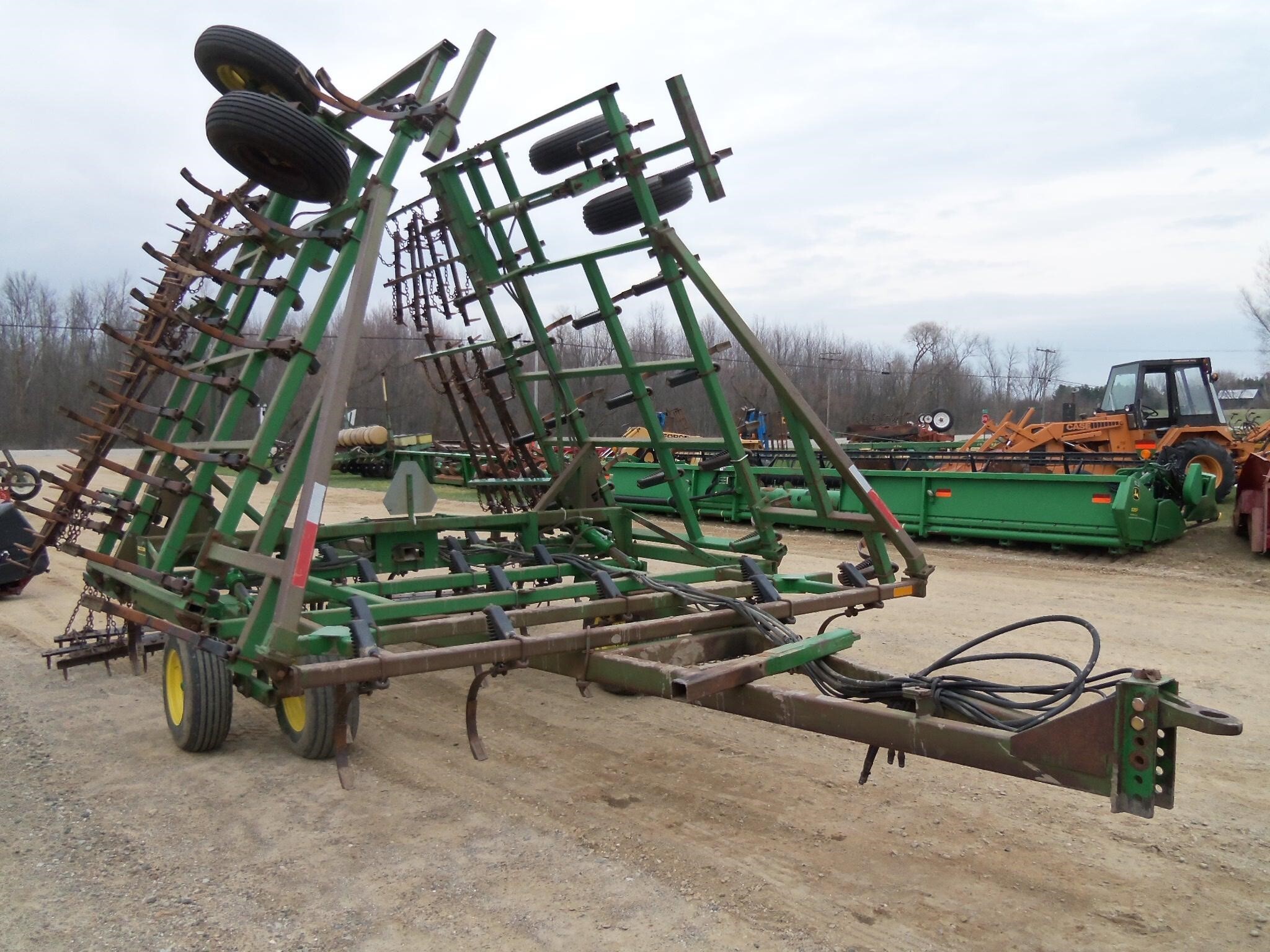 JOHN DEERE 960 in Marlette, MI
