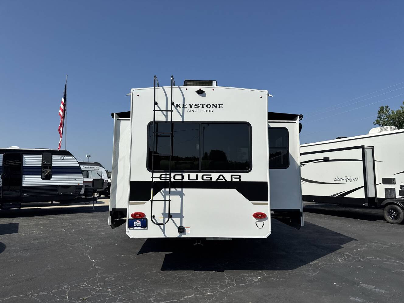 A photo of this 2027 Keystone COUGAR 316RLS