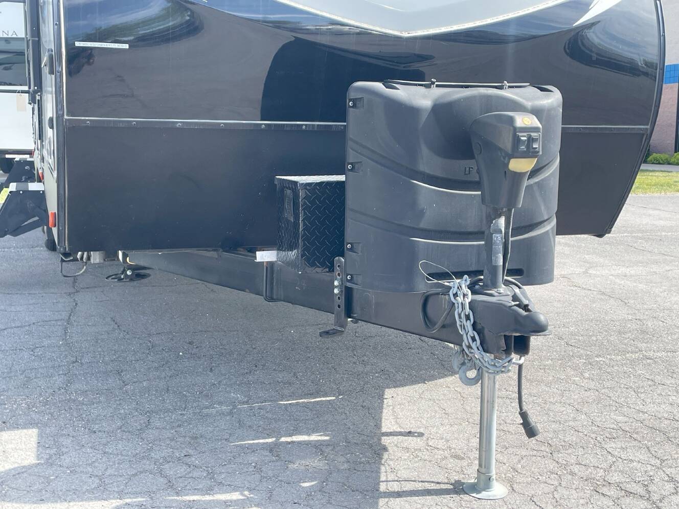 A photo of this 2018 Dutchmen AEROLITE 2423BH
