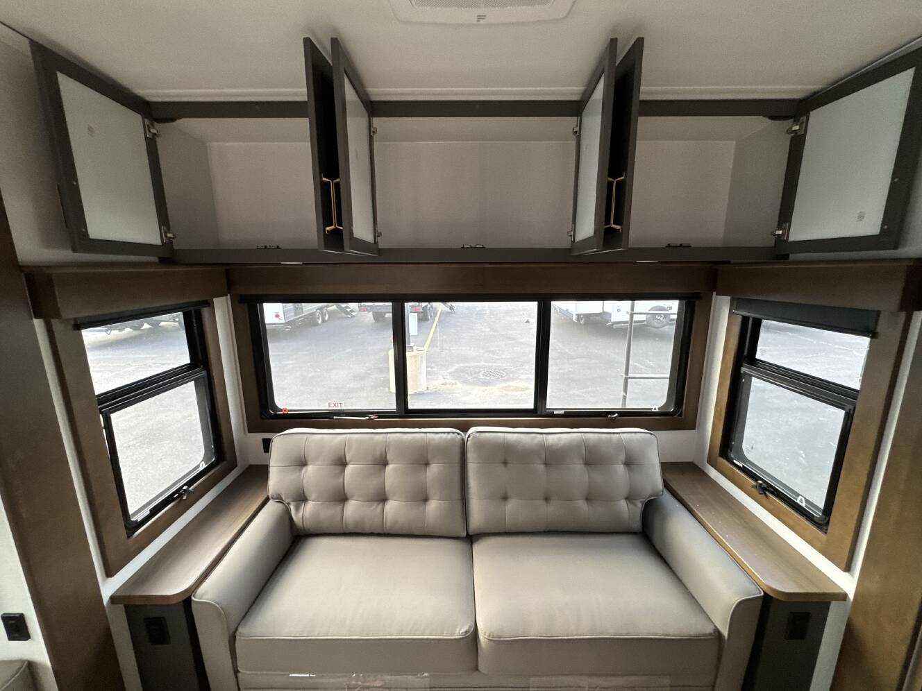 A photo of this 2026 Keystone MONTANA HIGH COUNTRY 290RL