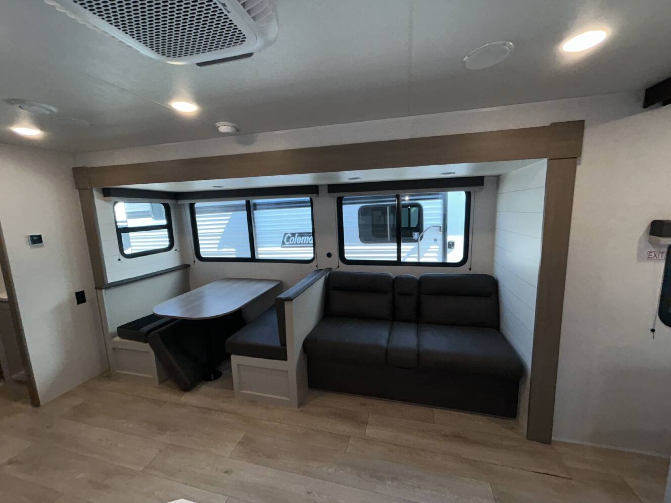 A photo of this 2027 Jayco JAY FLIGHT 261BHS