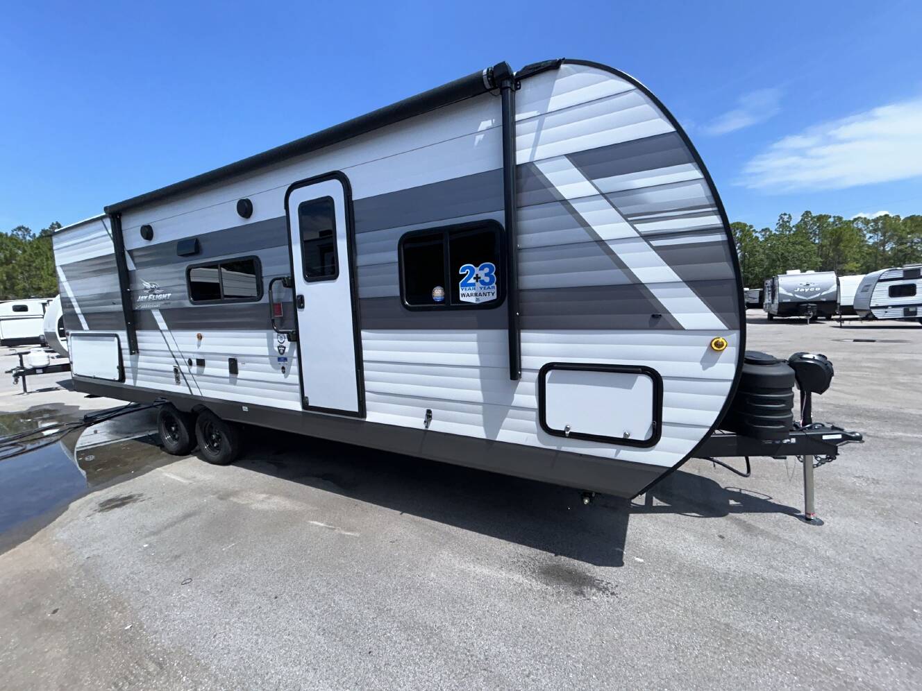 A photo of this 2027 Jayco JAY FLIGHT 261BHS